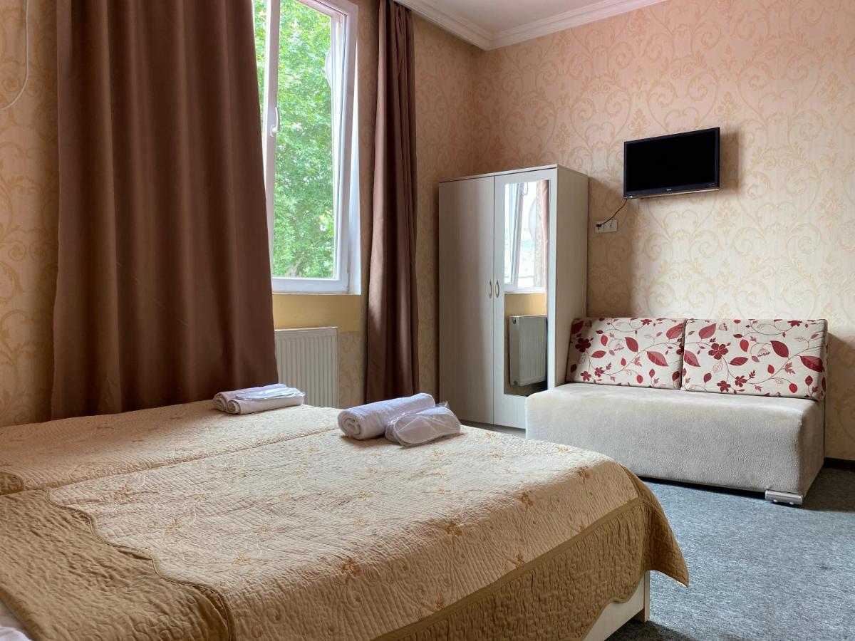 Hotel Shalimar Tbilisi Ngoại thất bức ảnh