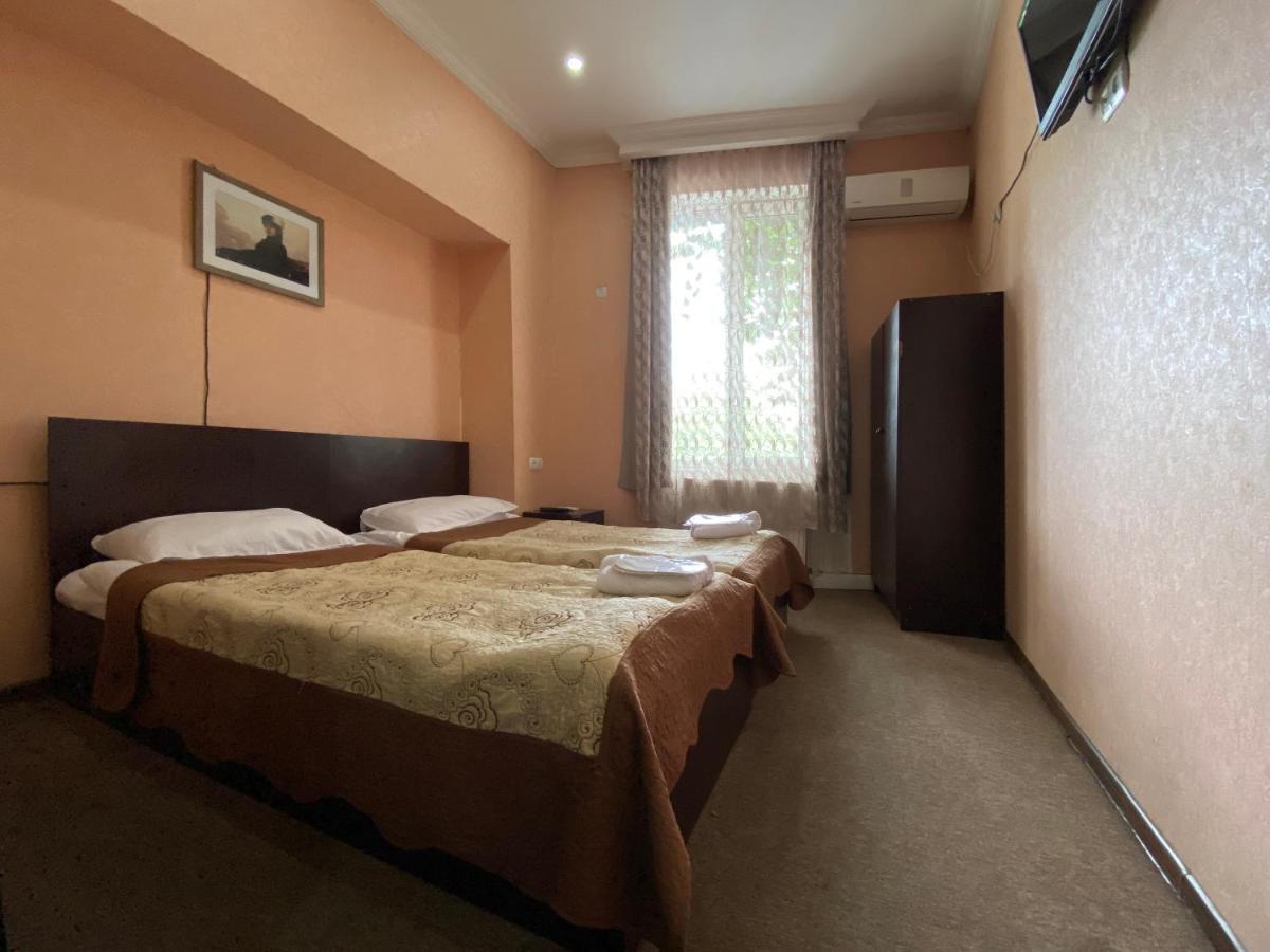 Hotel Shalimar Tbilisi Ngoại thất bức ảnh