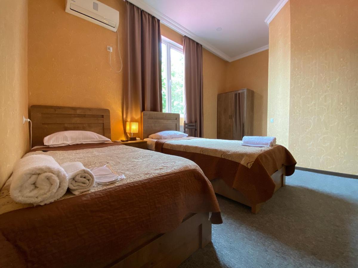 Hotel Shalimar Tbilisi Ngoại thất bức ảnh