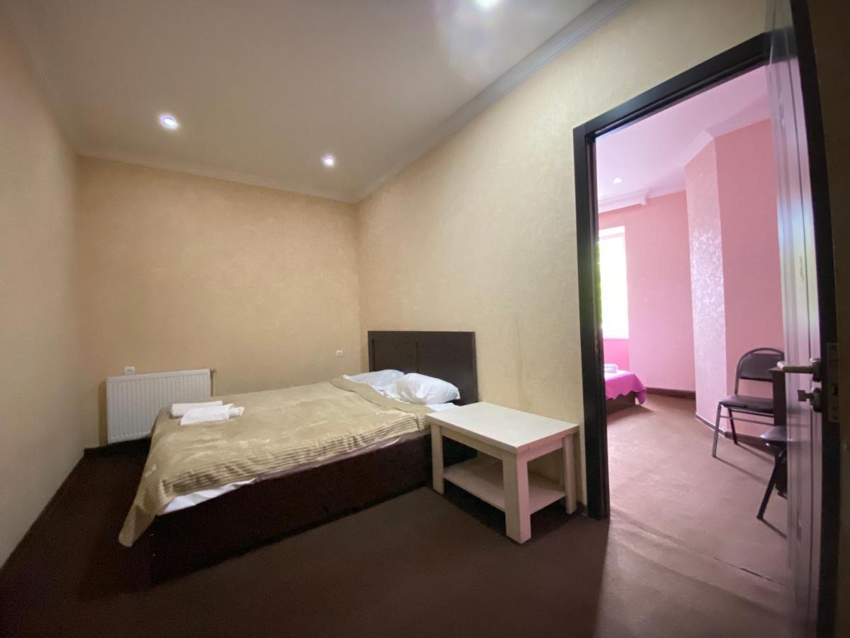 Hotel Shalimar Tbilisi Ngoại thất bức ảnh