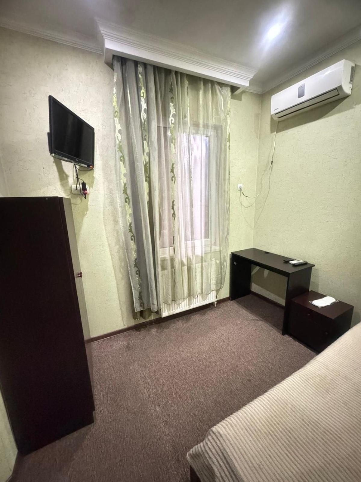 Hotel Shalimar Tbilisi Ngoại thất bức ảnh