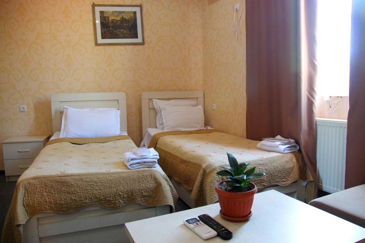 Hotel Shalimar Tbilisi Ngoại thất bức ảnh